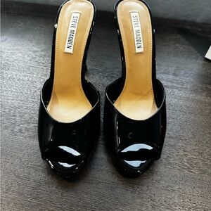 Steve Madden Peep Toe / Steve Madden Priya Heels